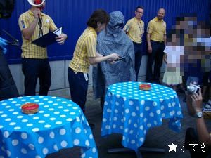 開封希望者その2。見ているだけでも暑い…